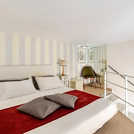 Modern With St Peter S Dome View Apartament *
