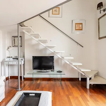 Apartament Modern With St Peter S Dome View